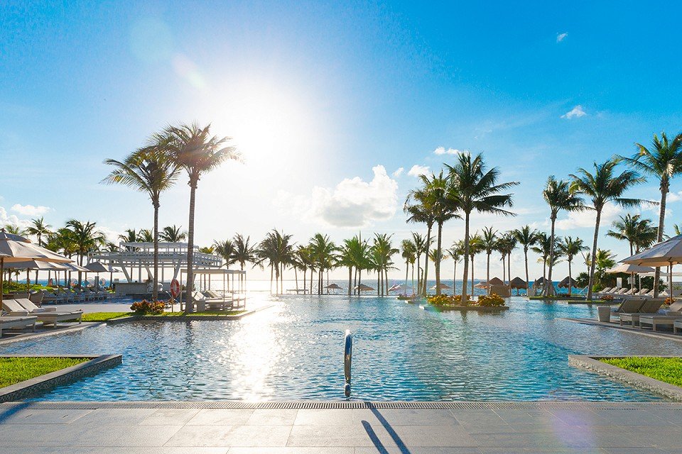 Hotel Garza Blanca Cancún: Elegancia y Lujo en el Caribe Mexicano